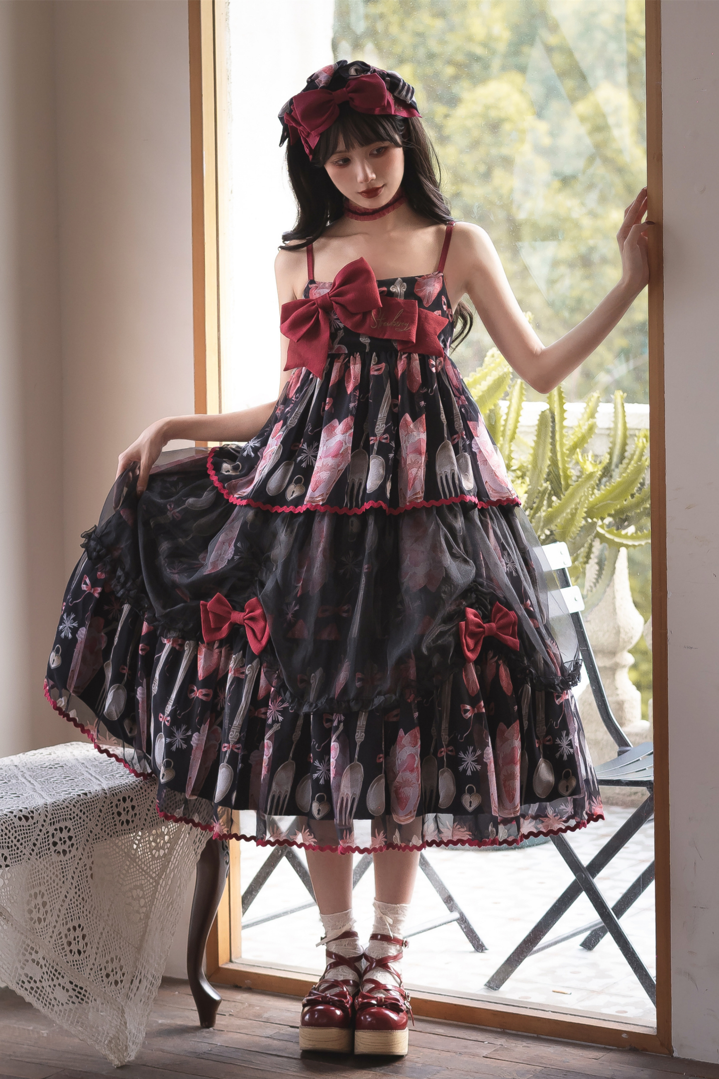 ストロベリーボックスロリータキャミソールドレス