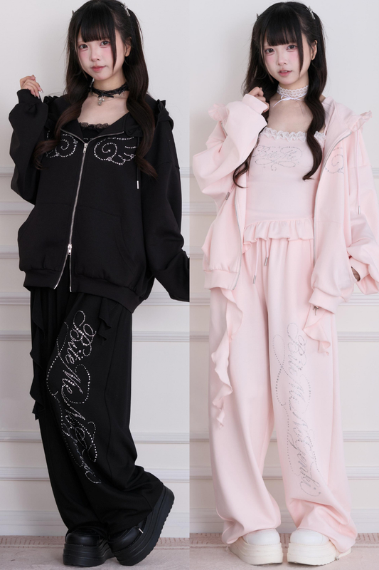 Sweat à capuche Subculture à dentelle + Caraco + Short + Pantalon long