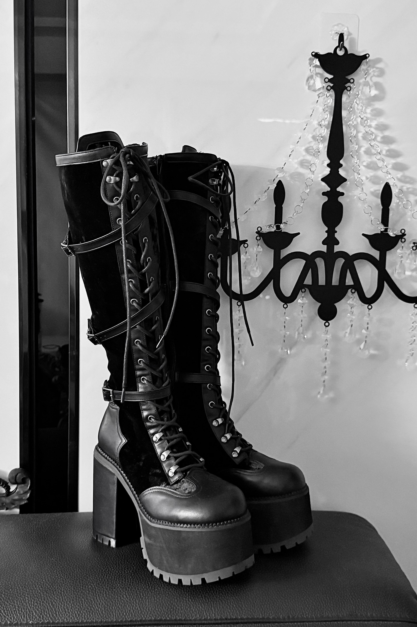 【4月4日予約締切】レースゴシックスエードレースアップブーツ