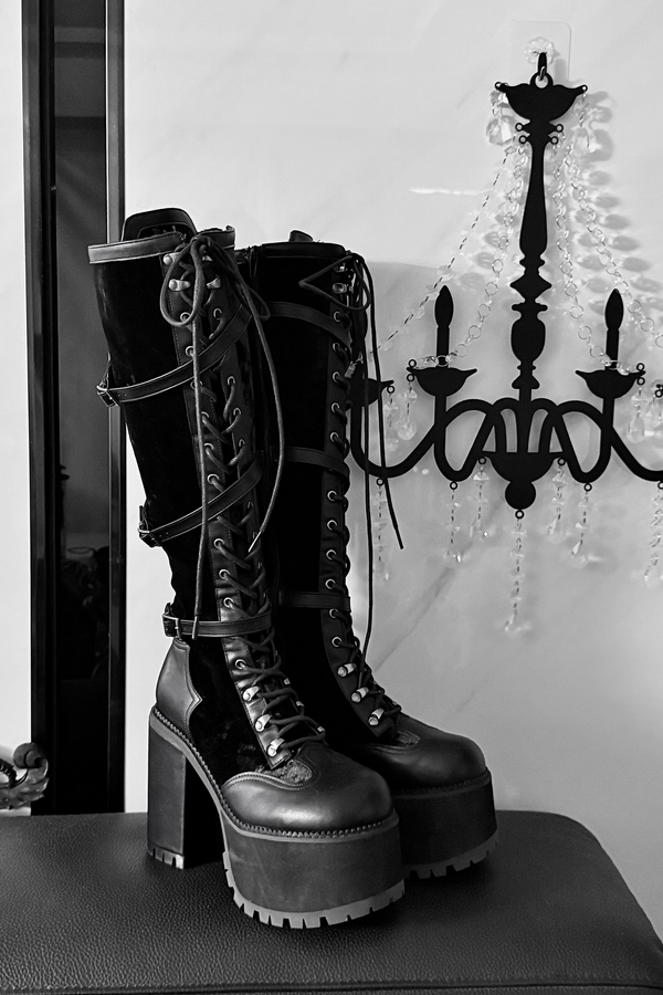 【4月4日予約締切】レースゴシックスエードレースアップブーツ