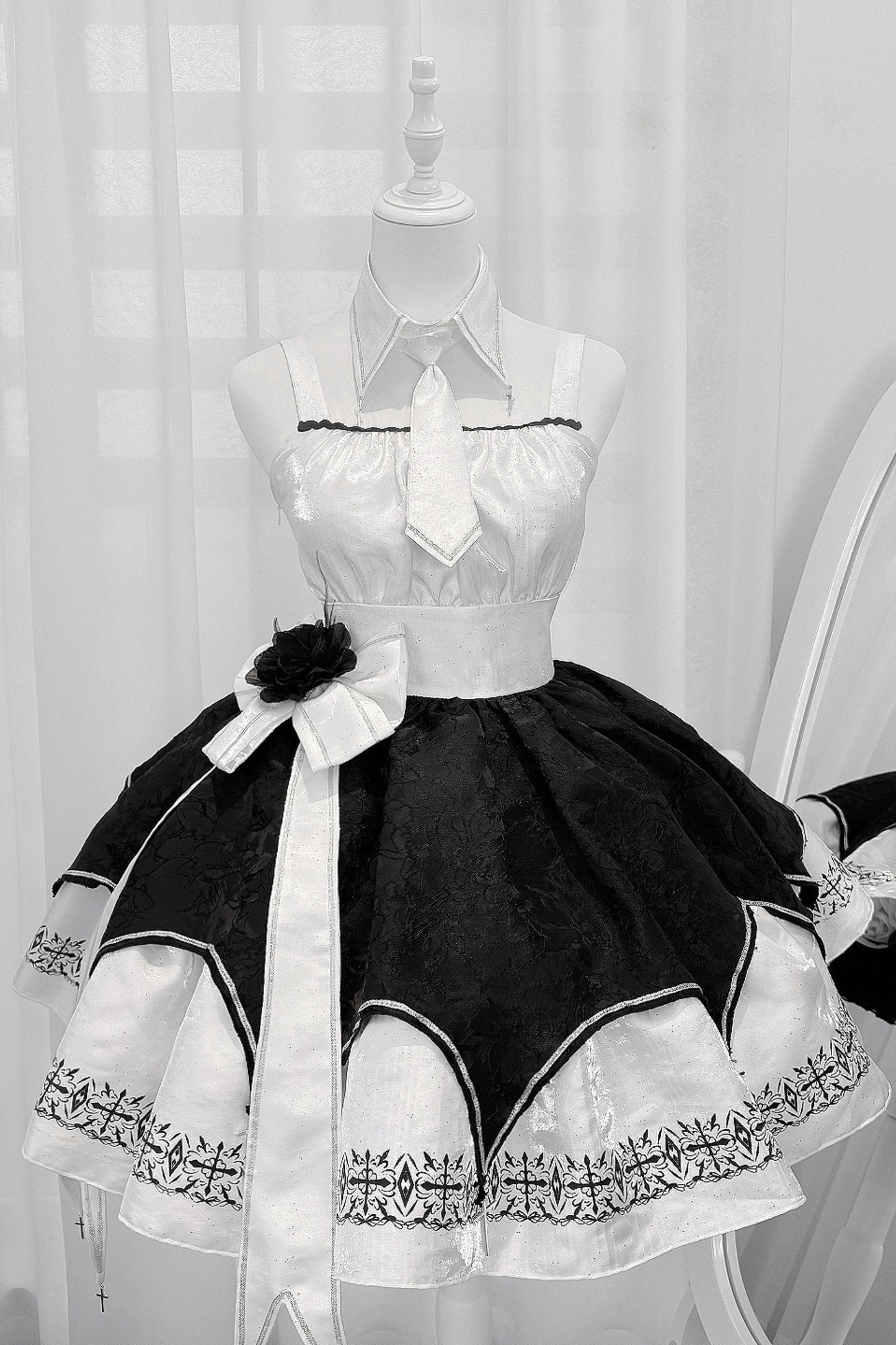 [Pre-order Deadline: April 11] White Black Noir Dark Gothic Lolita Jacket Dress Princess Sleeve Full Set + Matching Set