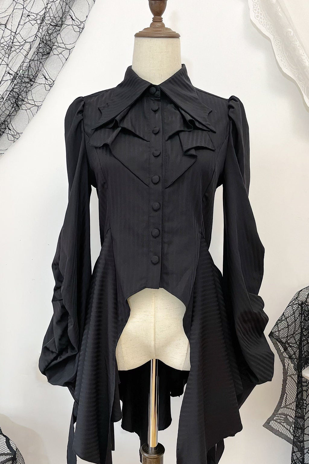 【12月29日予約締切】ダークゴシックコウモリカラーエレガントロングテールシャツ