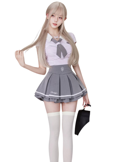 Schoolgirl short shirt + inner camisole + pleated skirt