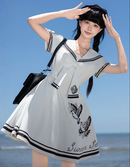 【10月1日予約締切】Blue/White Sailor Collar Bird Embroidery Lolita Bow Dress