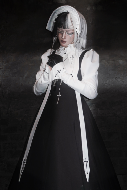 ゴスロリータスプリットブラウス+サスペンダースカート