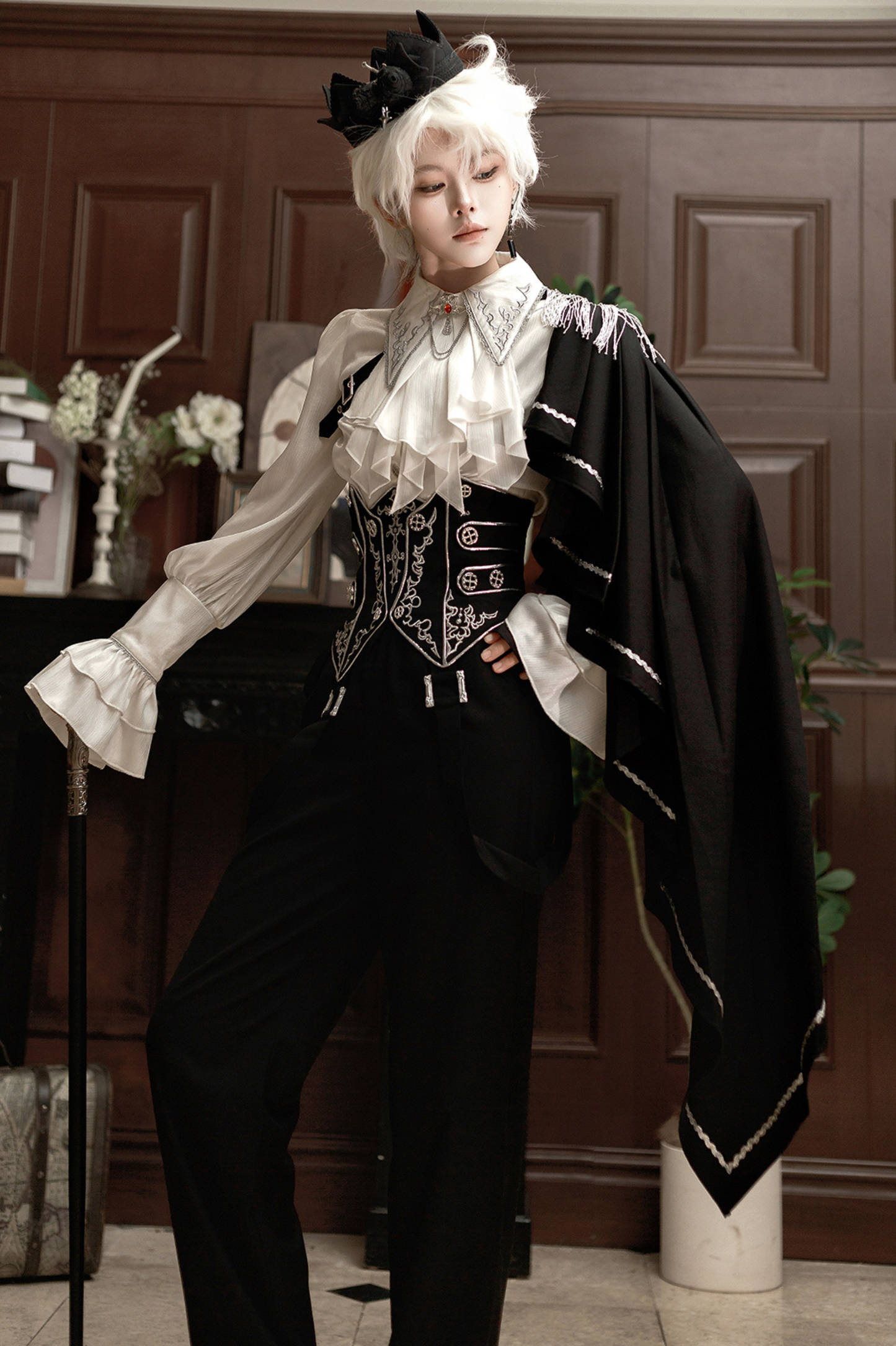 モノクロ皇子トップス+コルセット+パンツ