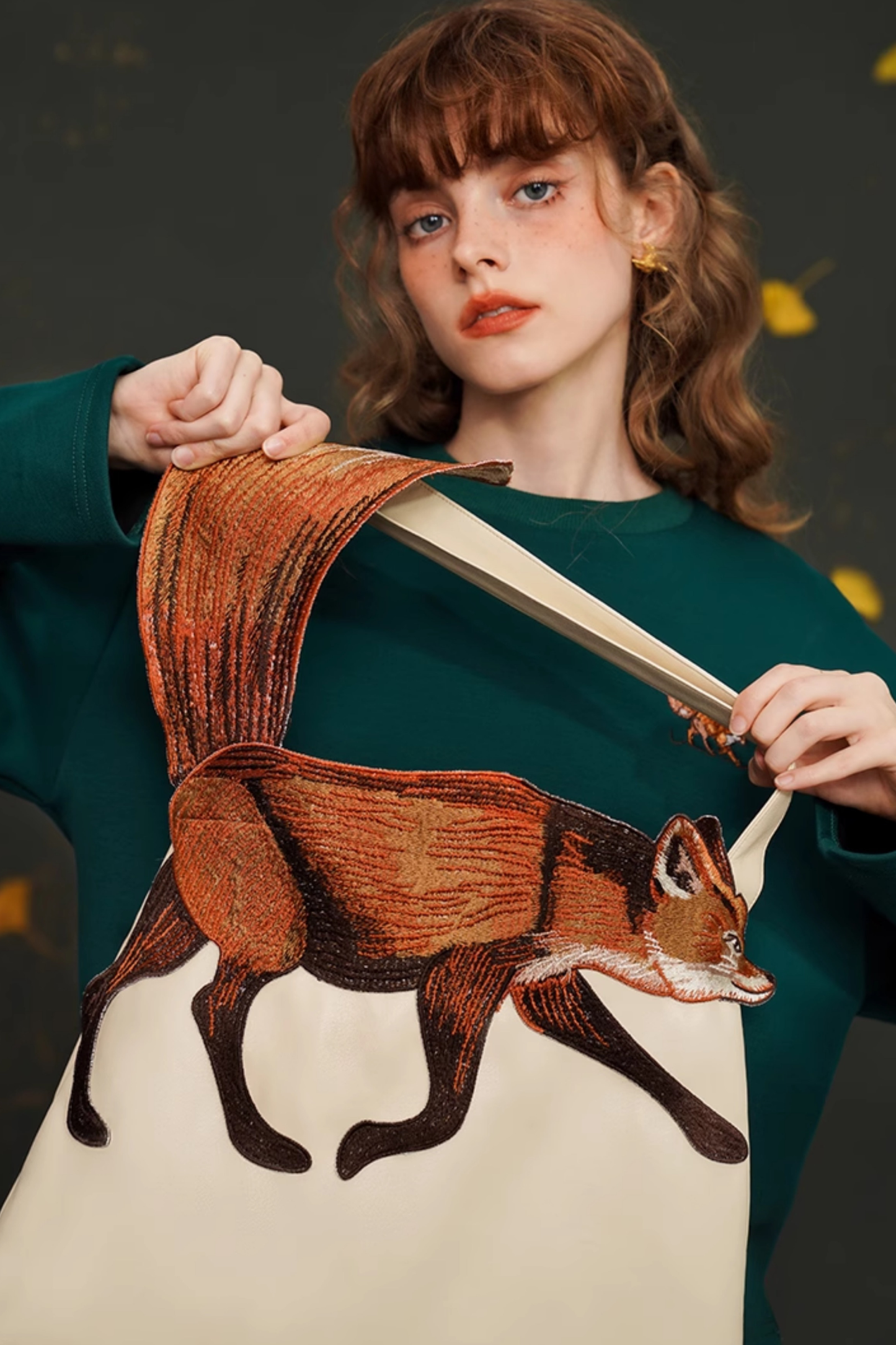 キツネショルダーキャンバスバッグ