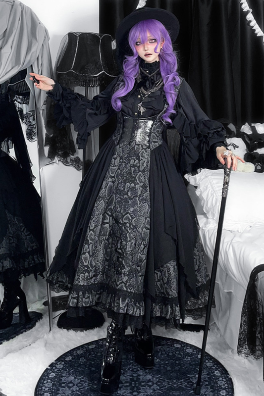 スネークムーンナイトロリータジャンパースカート