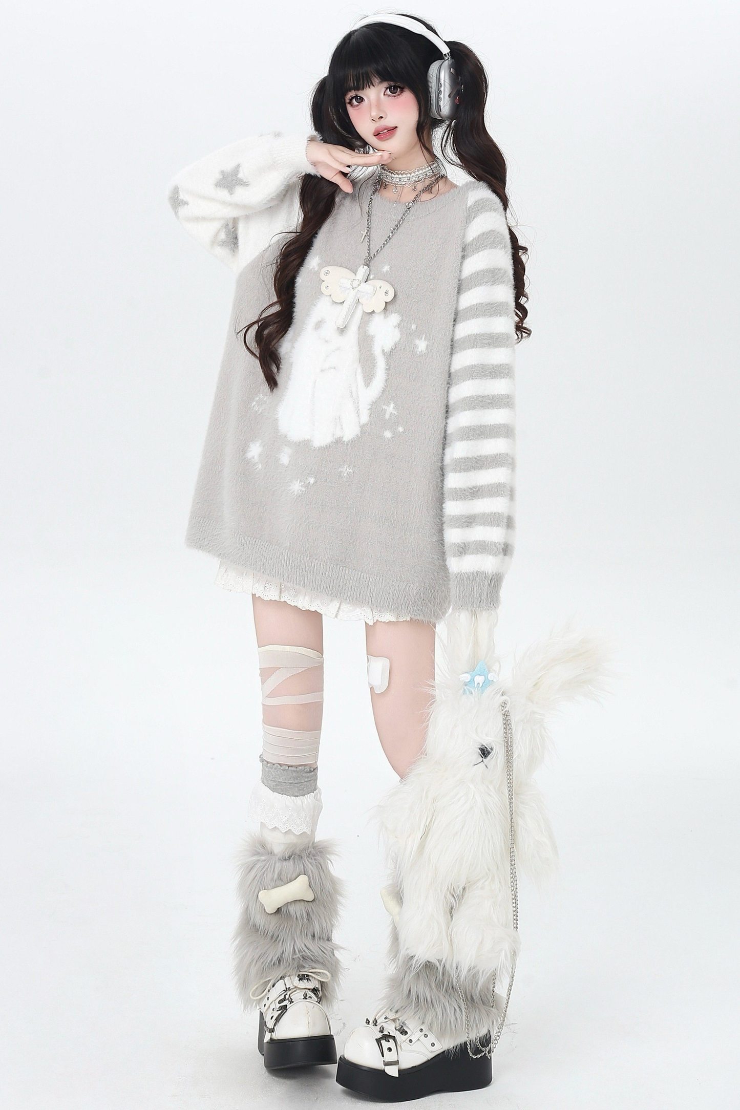 Asymmetric Three-Blue Tops