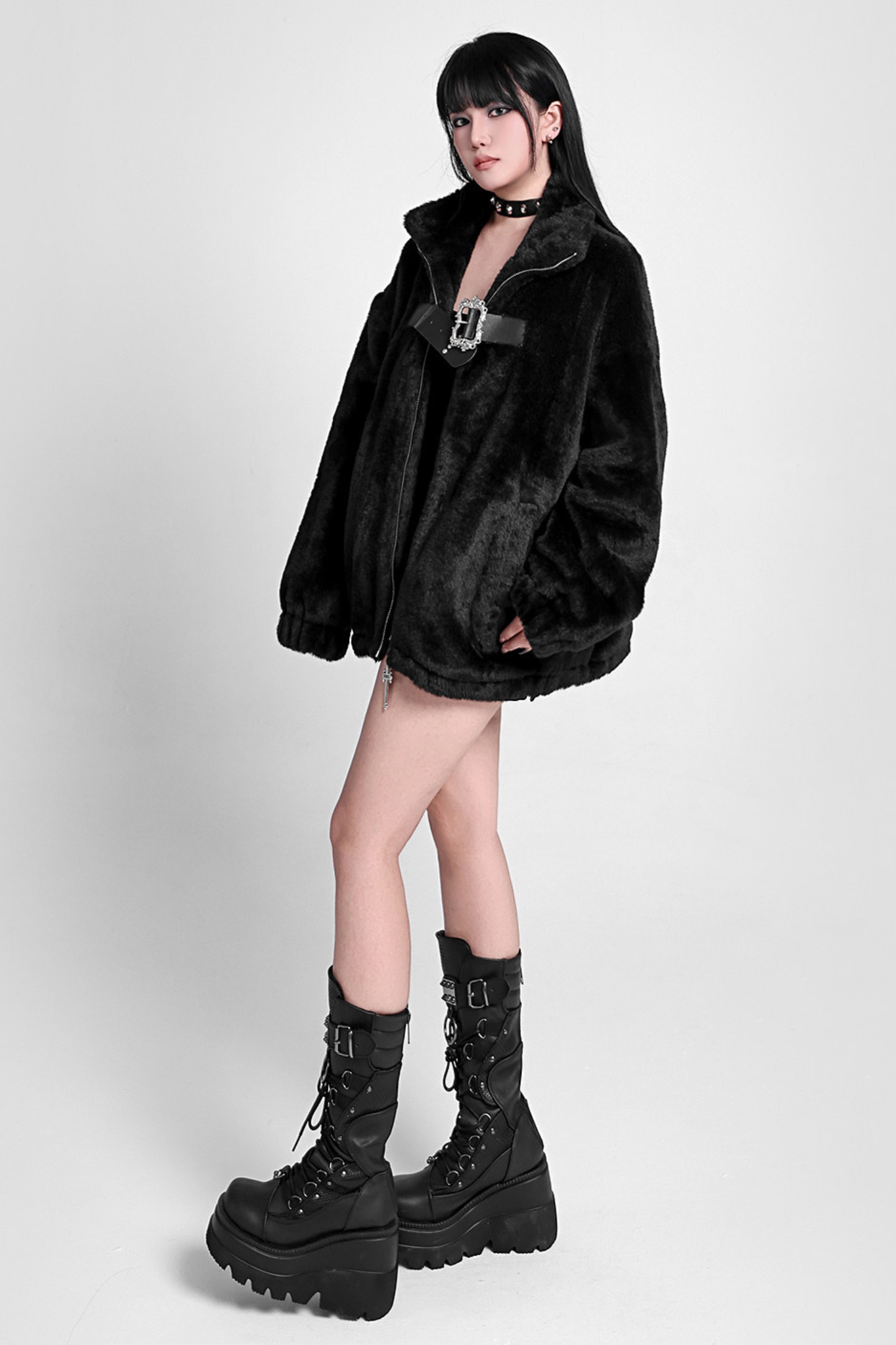 ゴシッククロスベルトフォーコート