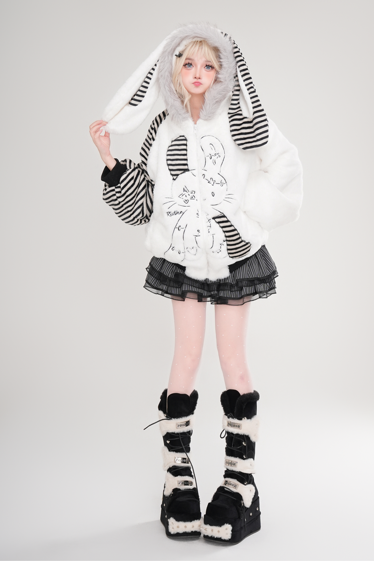 ラビットファーフードコート