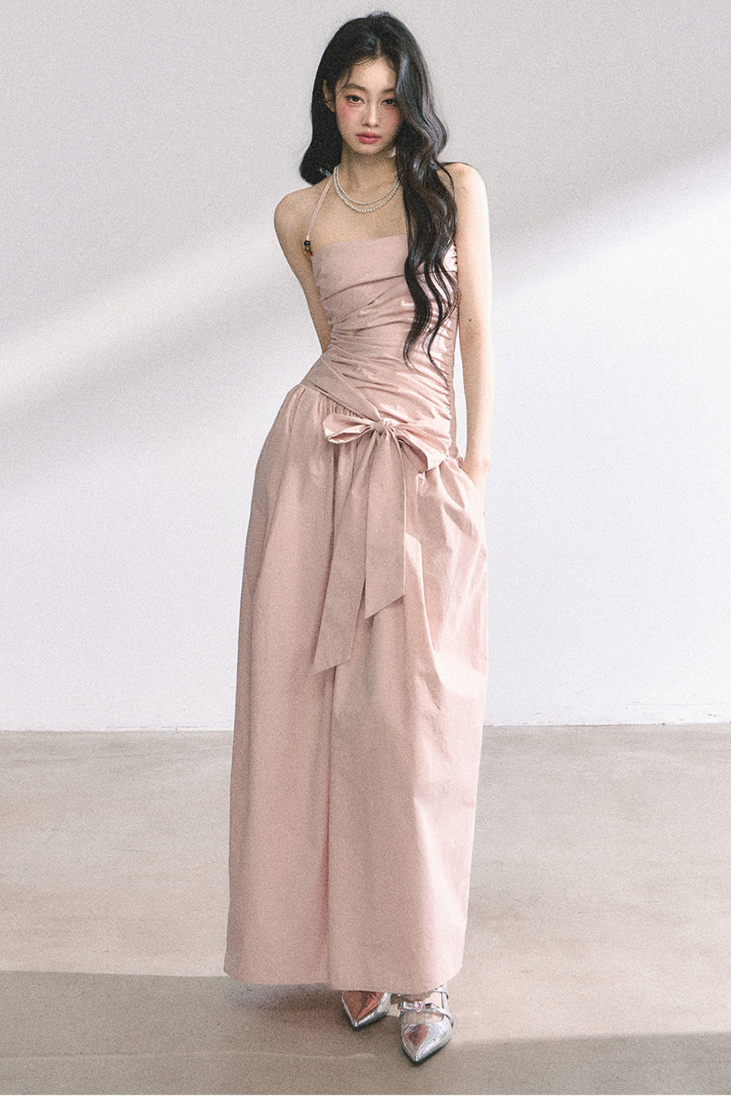 ホルターネックロングドレス