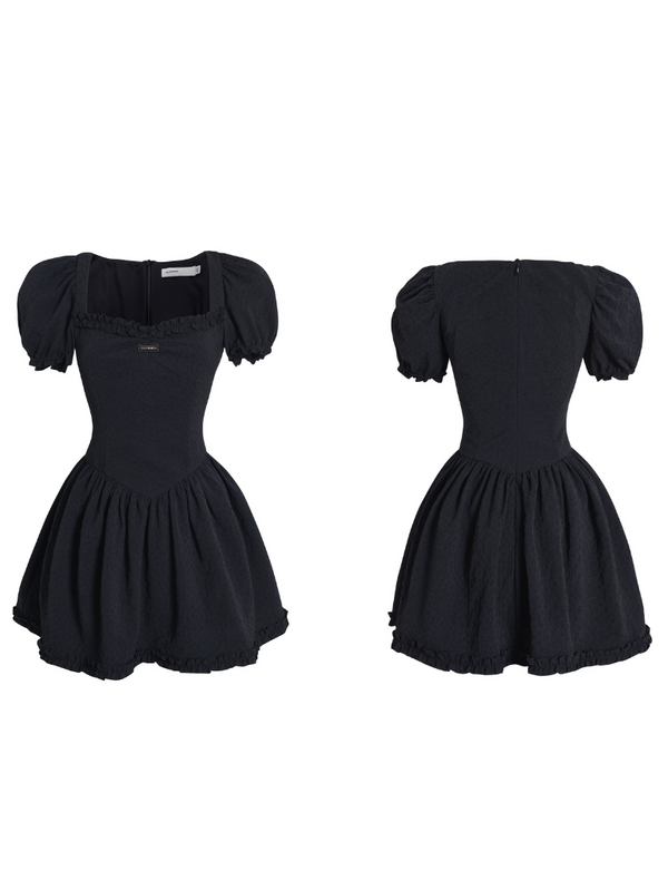 スクエアネックパフスリーブクールプリンセスドレス