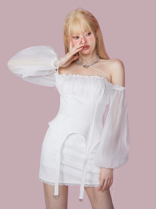 화이트 페어리 볼륨 시어 슬리브 오프숄더 탑 + + 레이스 스커트