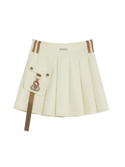 Pleated skirt with bare pockets