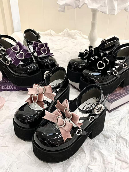 [Date limite de réservation : 20 mars] Chaussures à plateforme à trois boules en ruban doux.