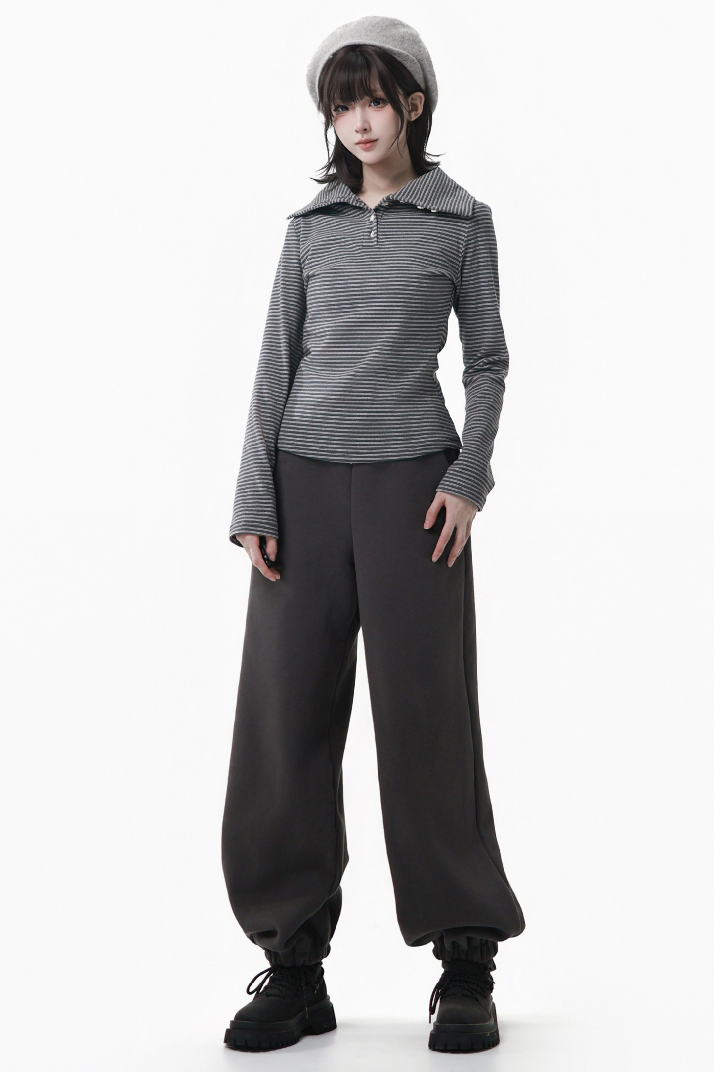 エンブロイダードスノーフレークサーマルパンツ