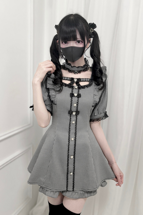 [Reservations] Frilled Sweet Top + Short Skirt