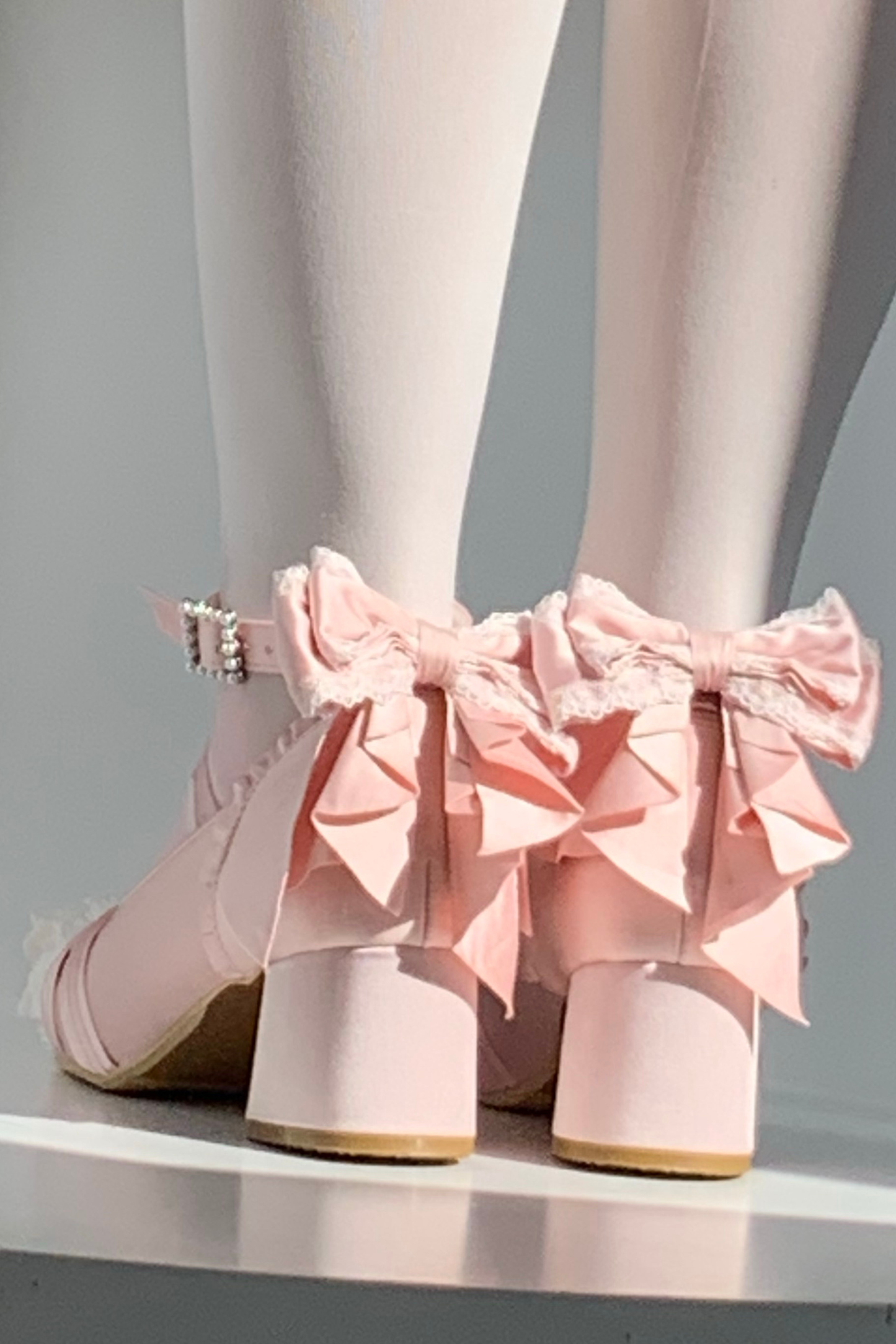 レースアップスクエアトウバレエヒール