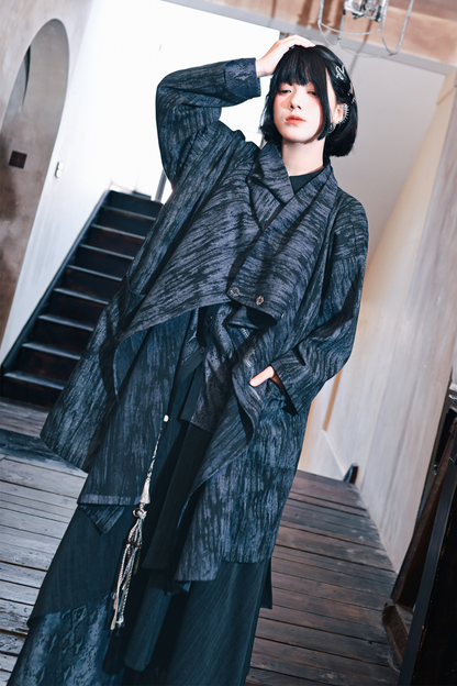 スケールシックケープトップス