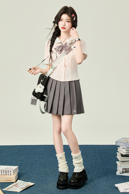 ドールカラートップス＋プリーツスカート＋リボン