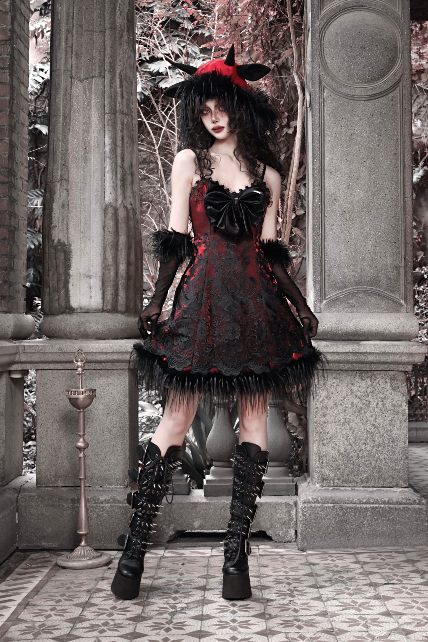 ダークゴシックスリムスリップドレス