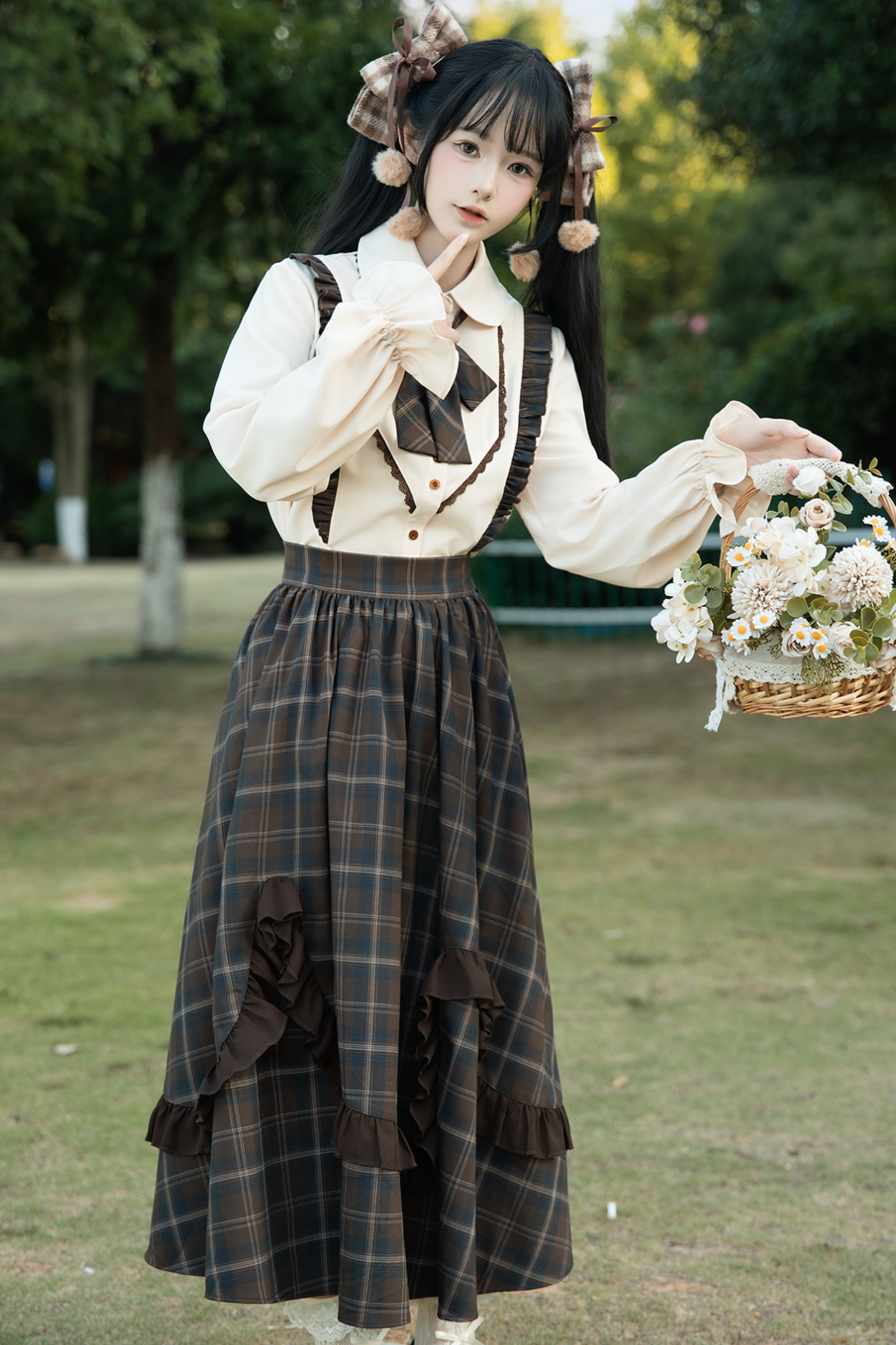 Retro girly check skirt + ruffle blouse