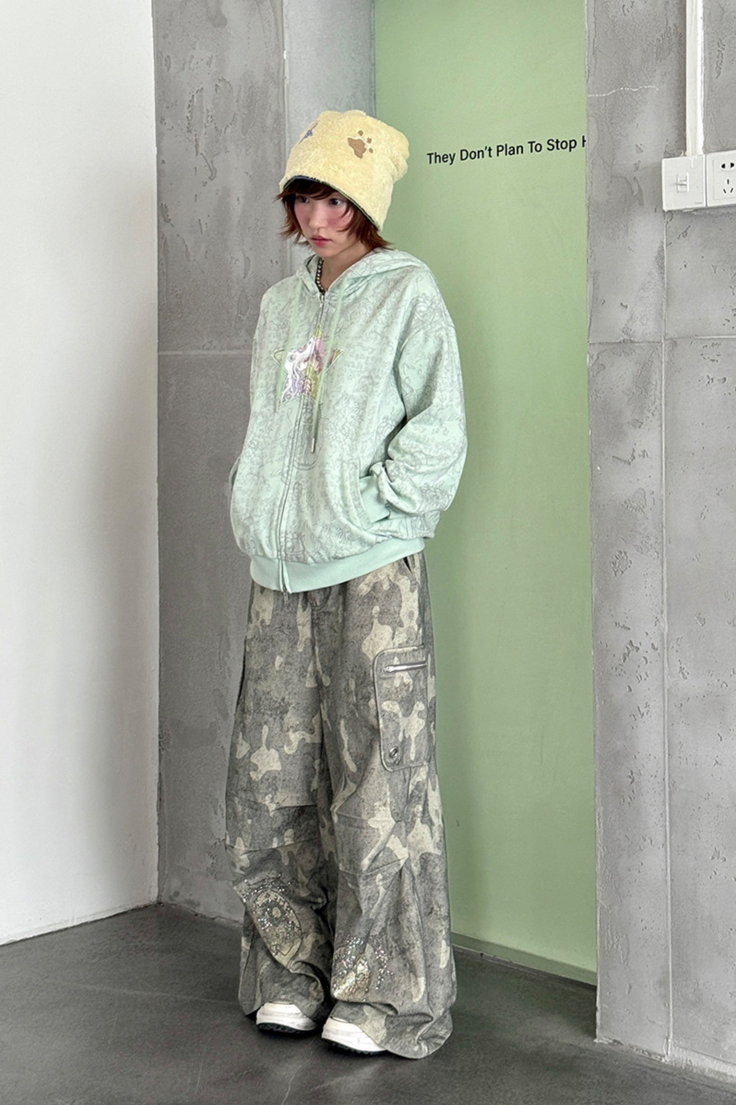 ラインストーンカモフラージュパンツ