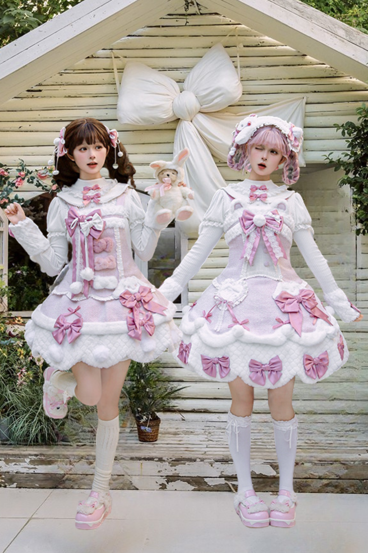 [Deadline for reservations: December 8] Floss Sugar Rabbit Fur Ball Ribbon Suspender Dress