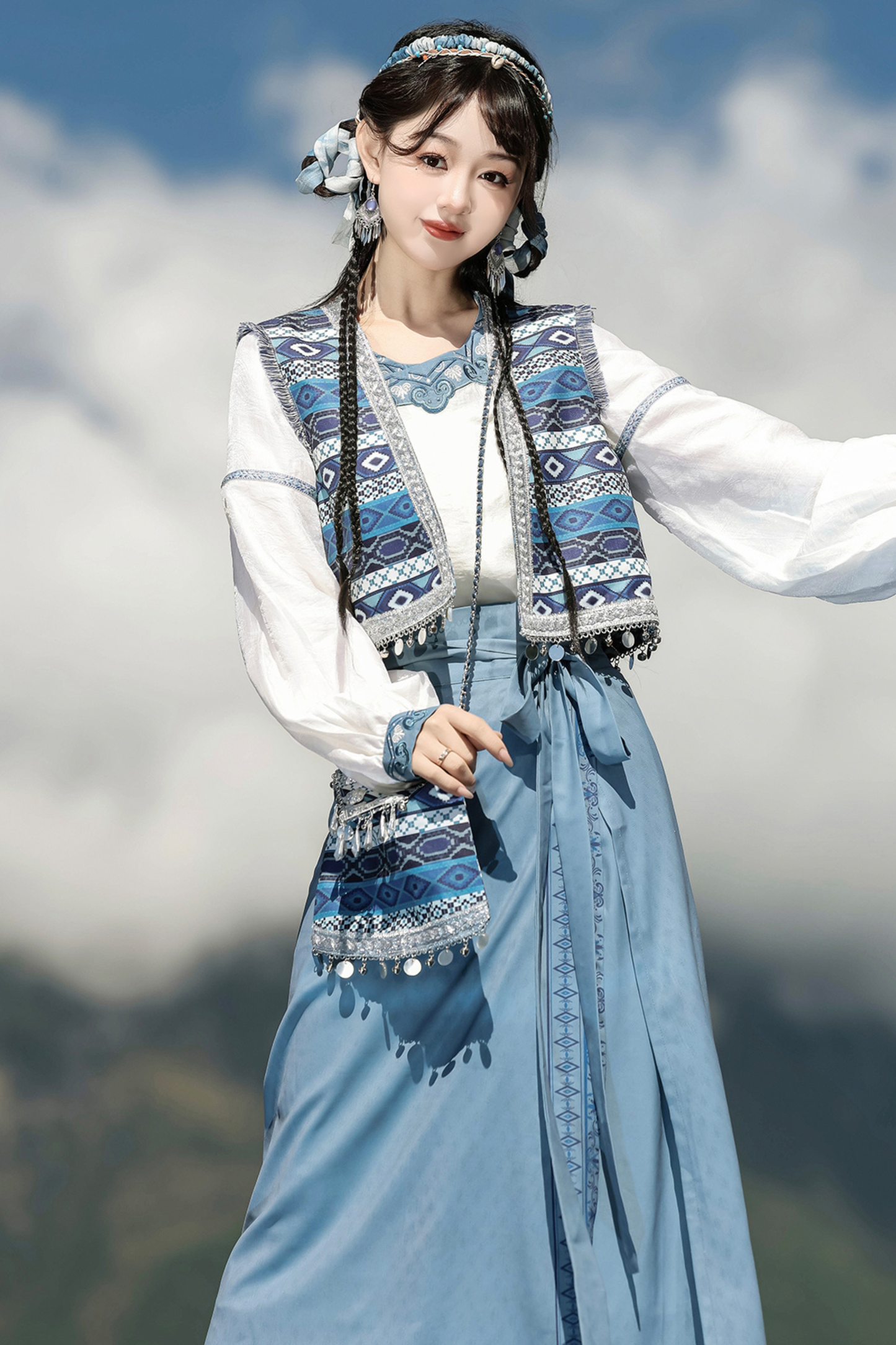 Weiyan Hulan ethnic vest + top + skirt + shoulder bag