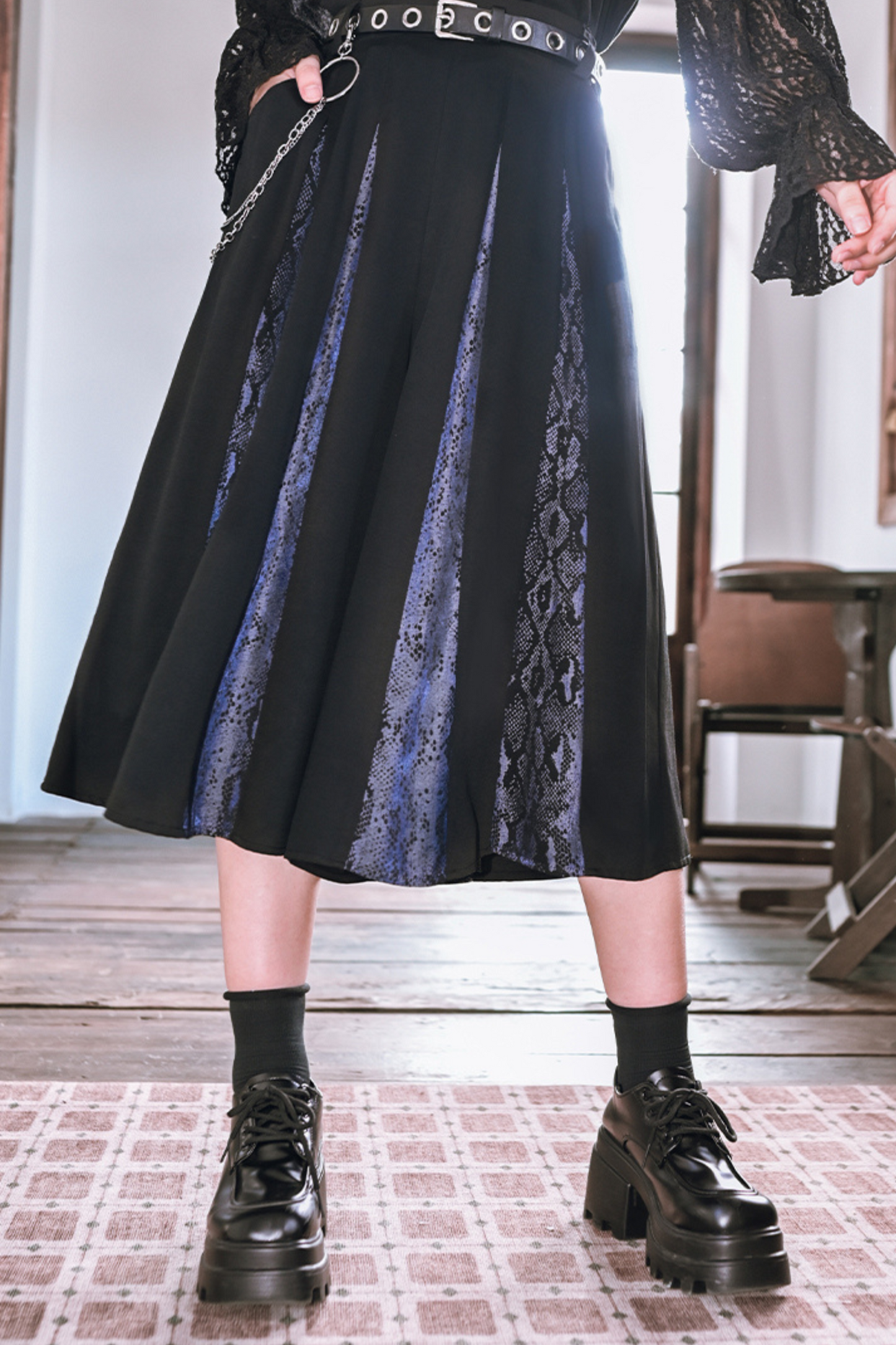 Ragment Splicing Printed Cropped Pants