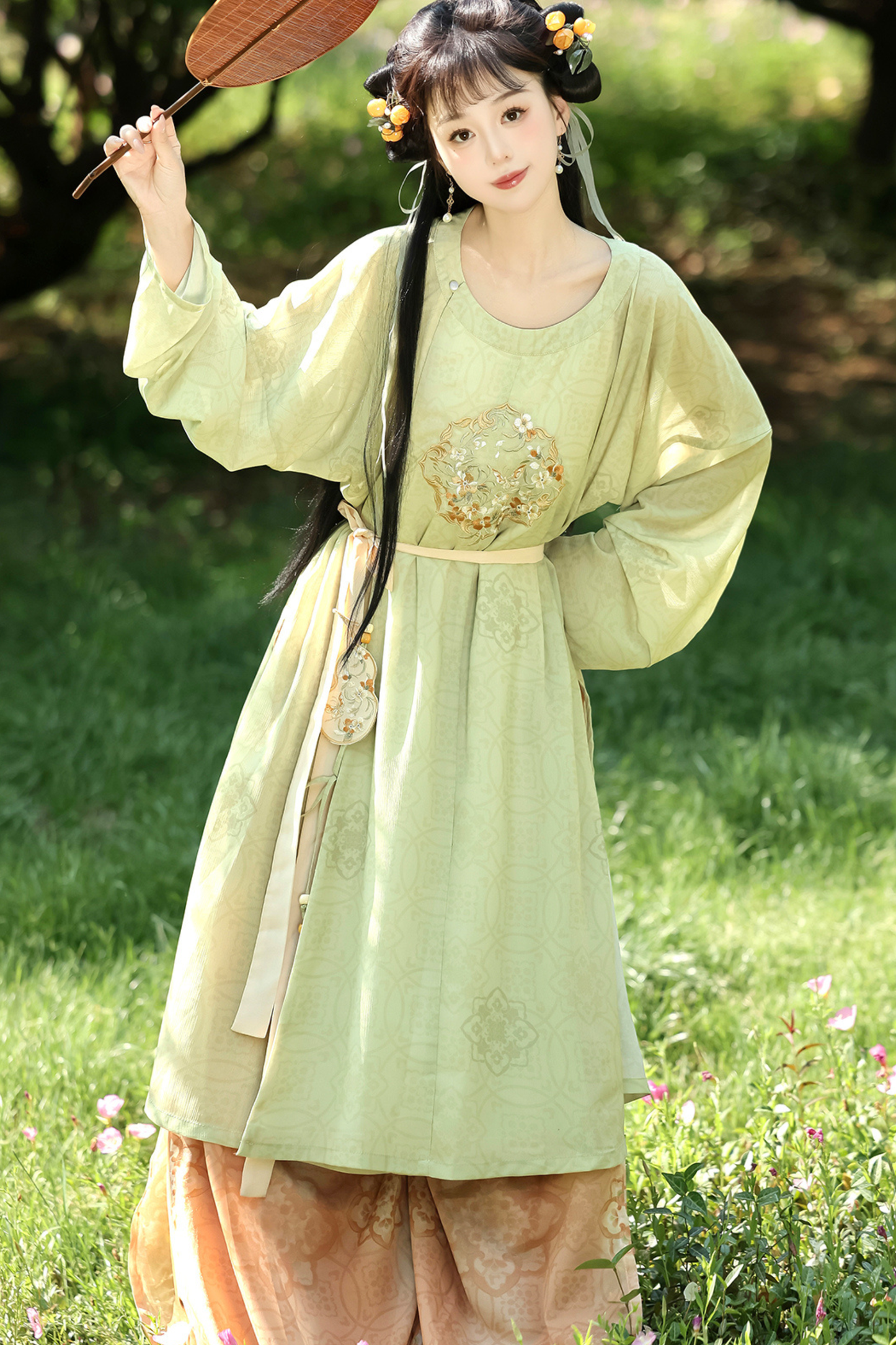 Retro Round Neck Robe China Top + Balloon Pants