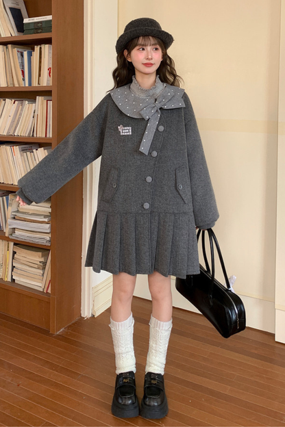 カレッジプリーツヘムルーズコート