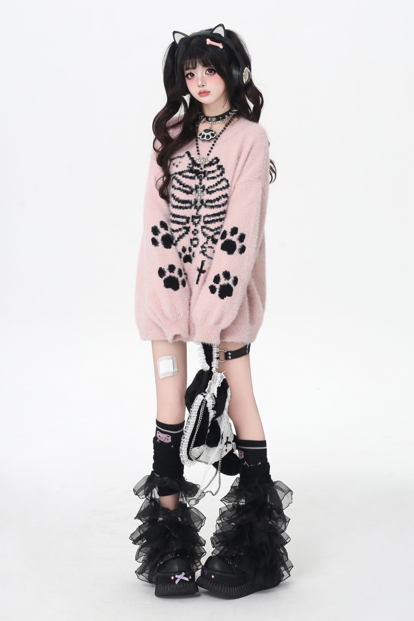 Dark Sweet Cat Design Loose Knit