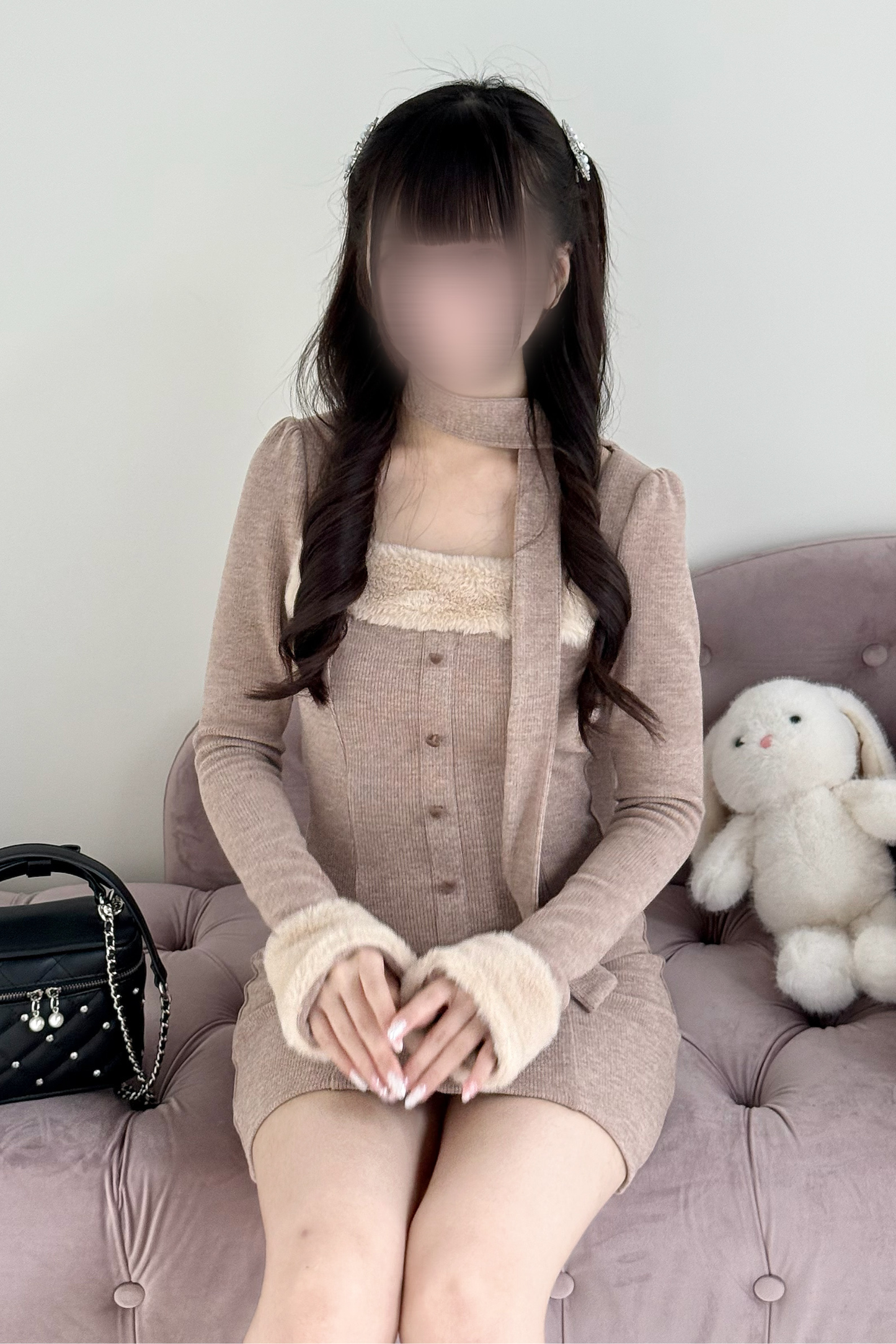 Point Boa Design Tight Dress