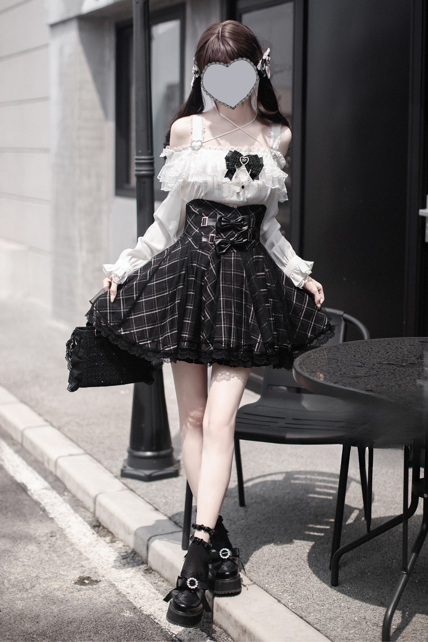 Mine off-the-shoulder shirt + checked skirt (with inner pants)