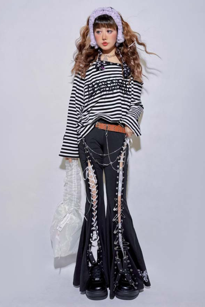 ストラップカットアウトフレアパンツ+ベルト