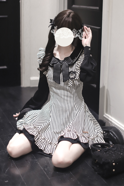 ストライプドールフレアドレス