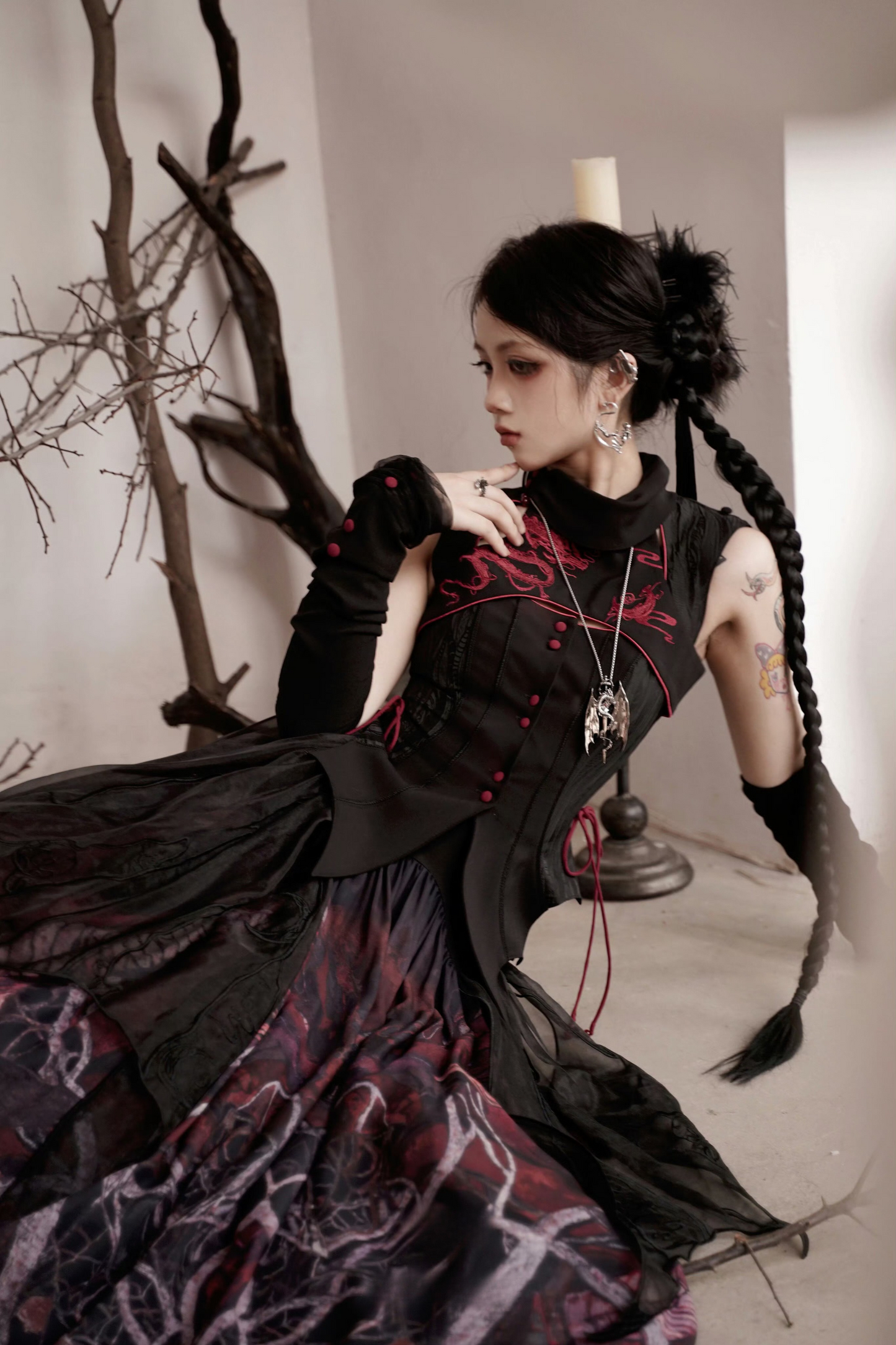 [Deadline for reservations: February 26th] Red Dragon x Black Dragon x Purple Snake Lolita China Gothic Setup