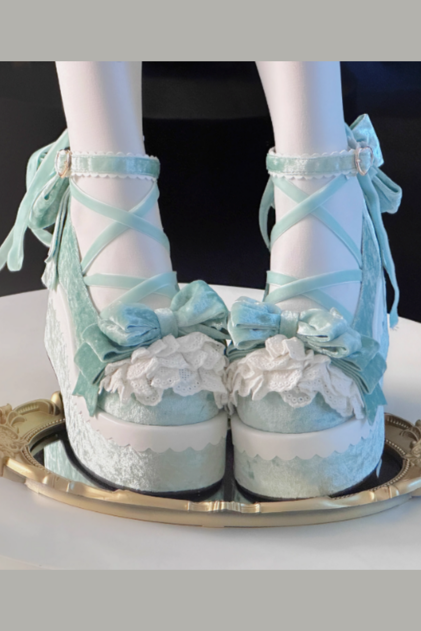 [Reservation deadline on October 25]  Fantasy World Dream Cake Velvet Platform Shoes