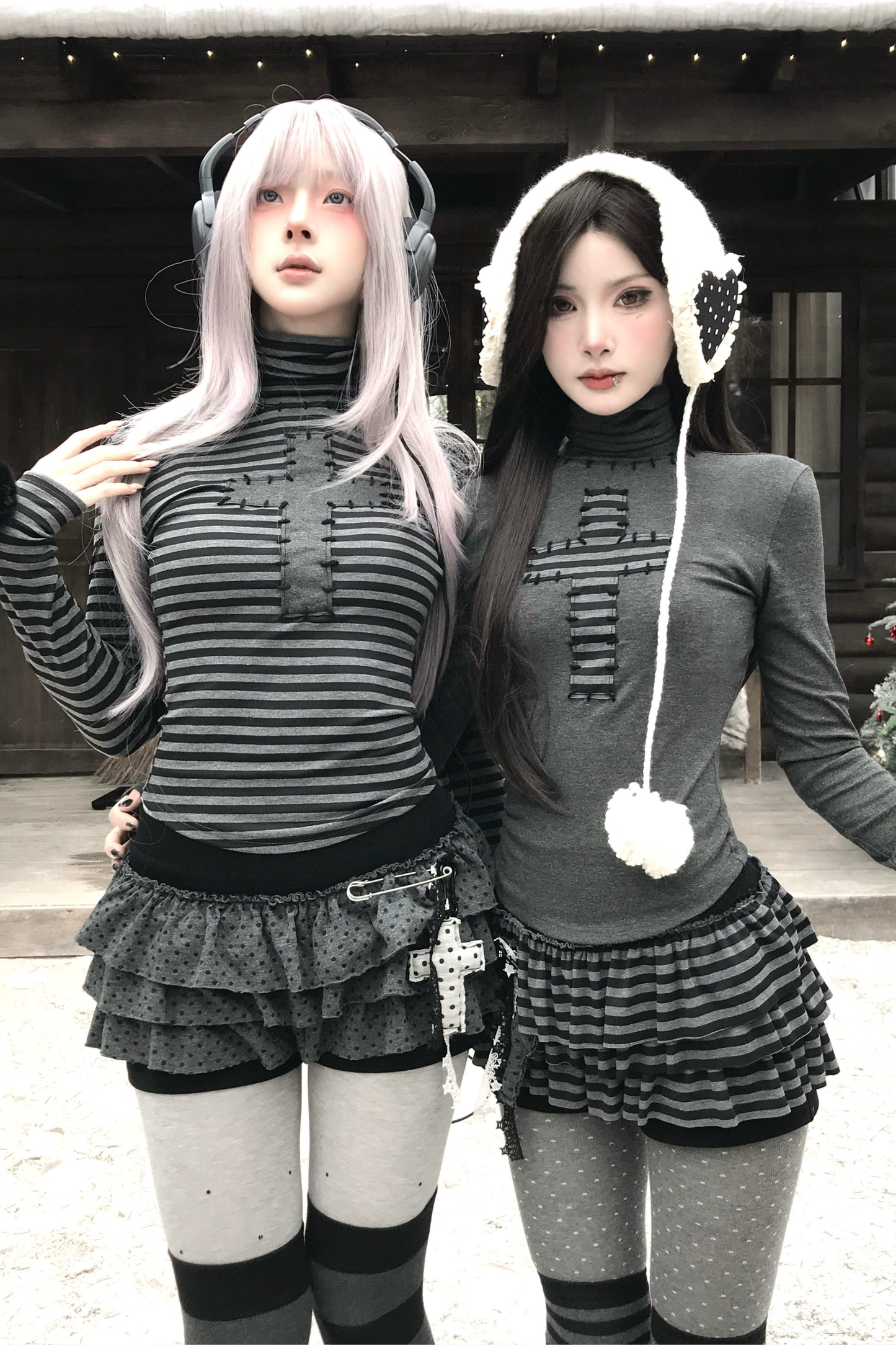 クロスハイネックトップス+パンツスカート+ペンダント