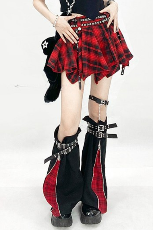 レッドチェックアシンメトリカルミニスカート+レッグウォーマー