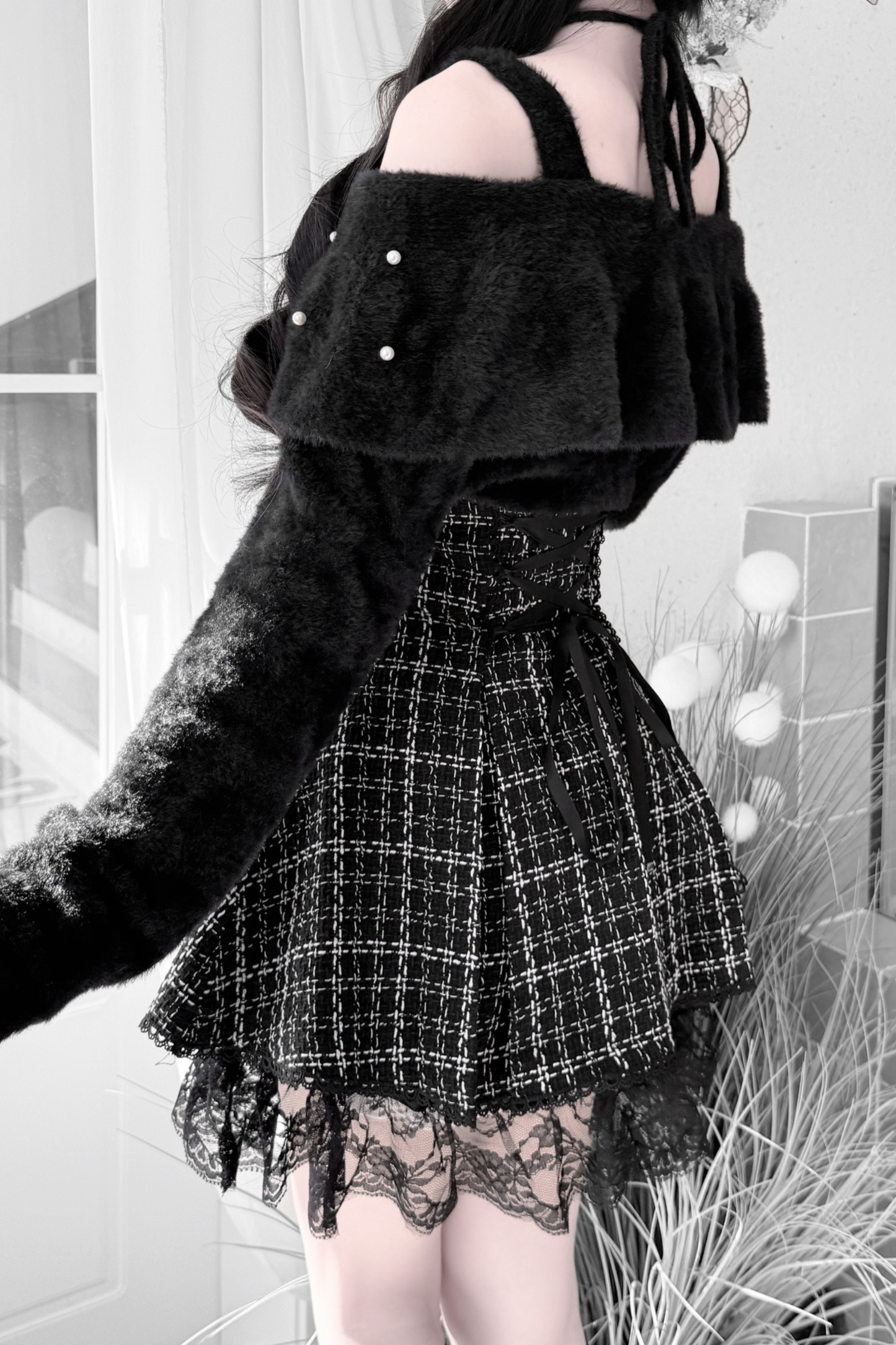 Ribbon mink velvet off-the-shoulder sweater