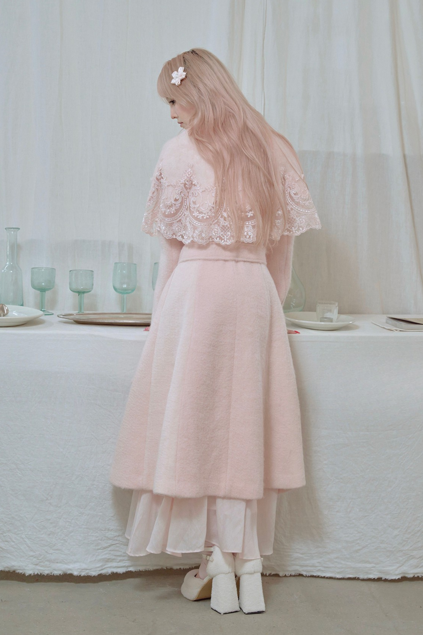 スイートレースケープロングコート