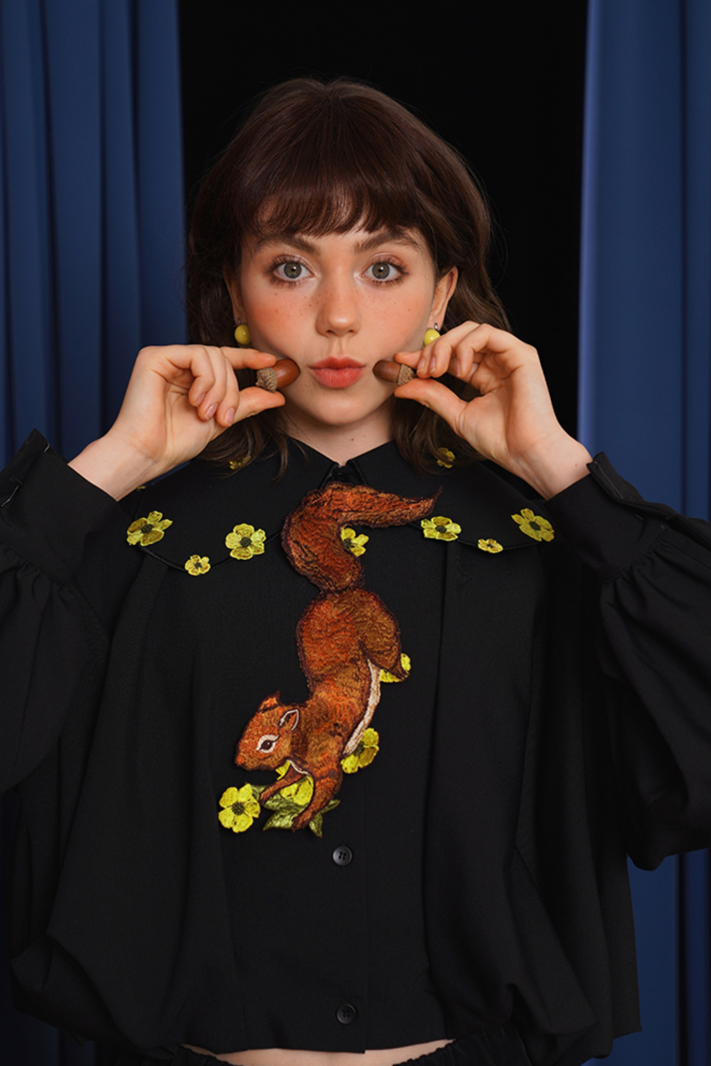 リスフラワーネクタイ