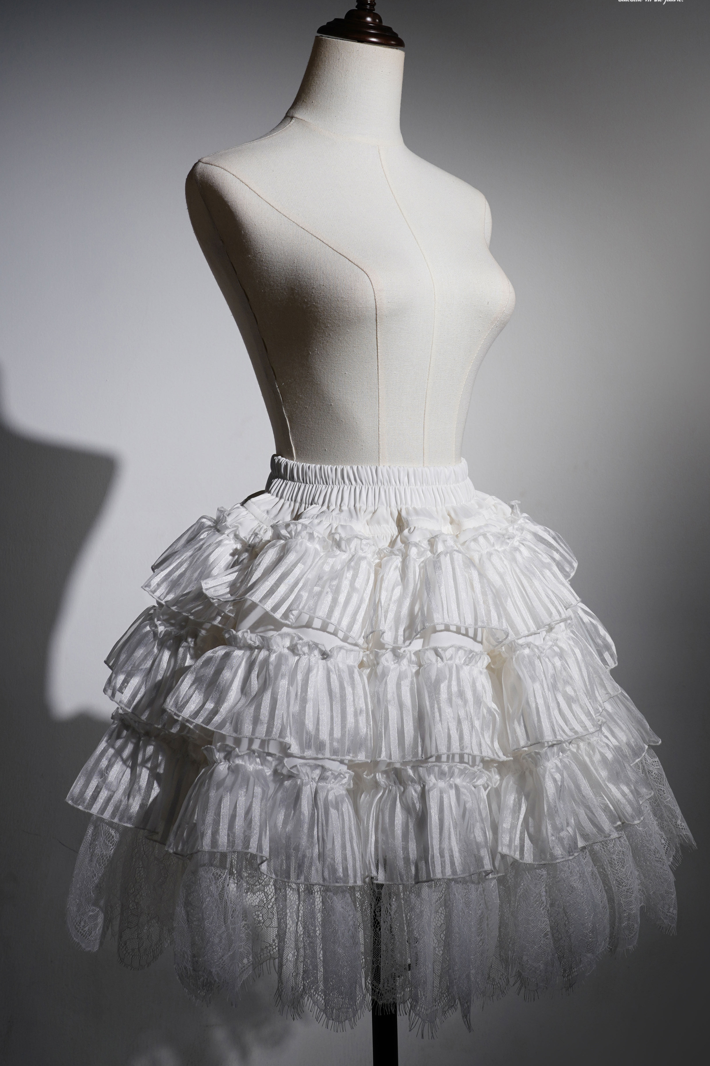 ゴシックバードロリータジャンパースカート+パンプキンパンツスカート+カーテンスカート