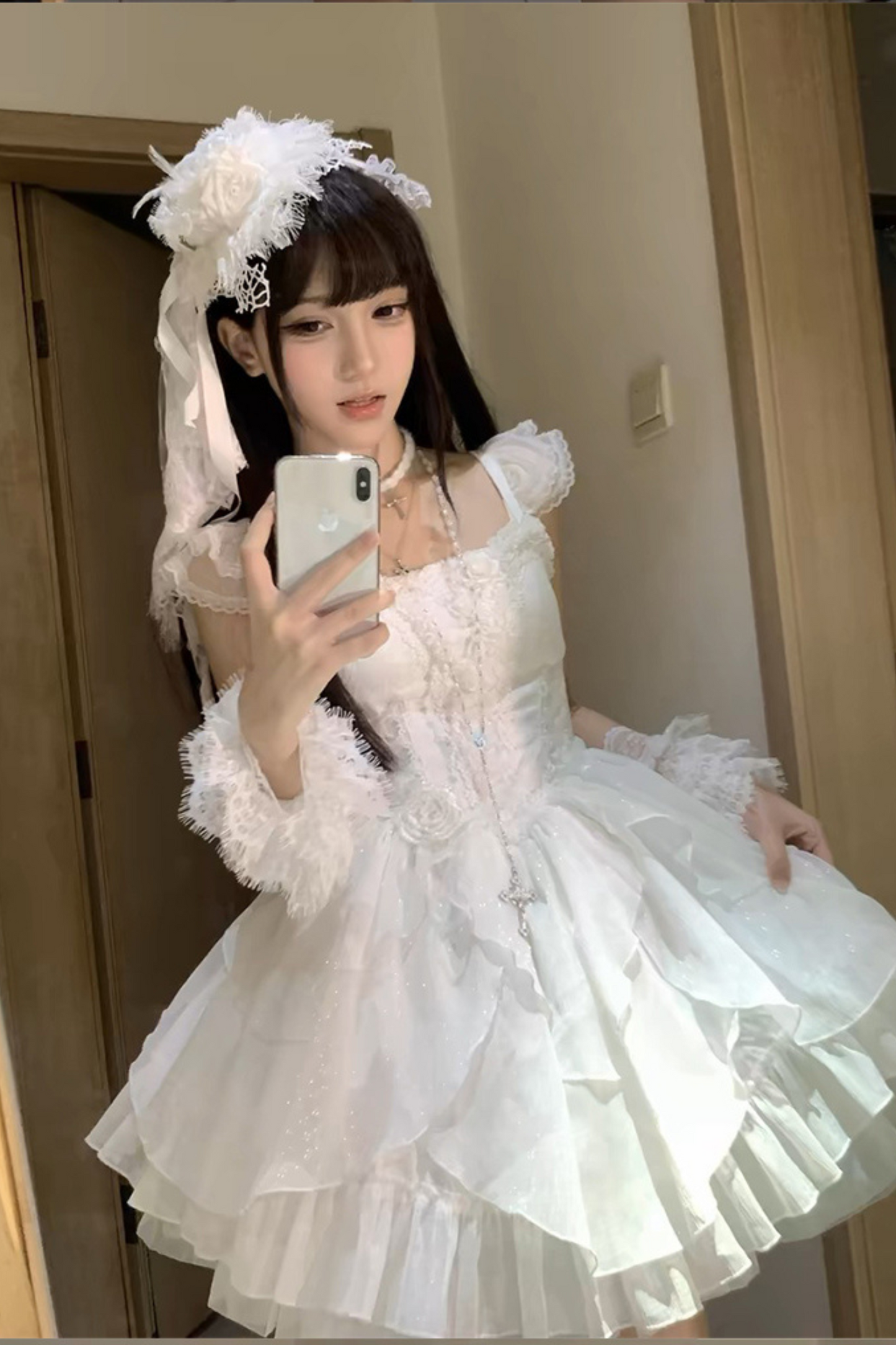 ホワイトムーンフィッシュボーンライトプリンセスロリータドレス