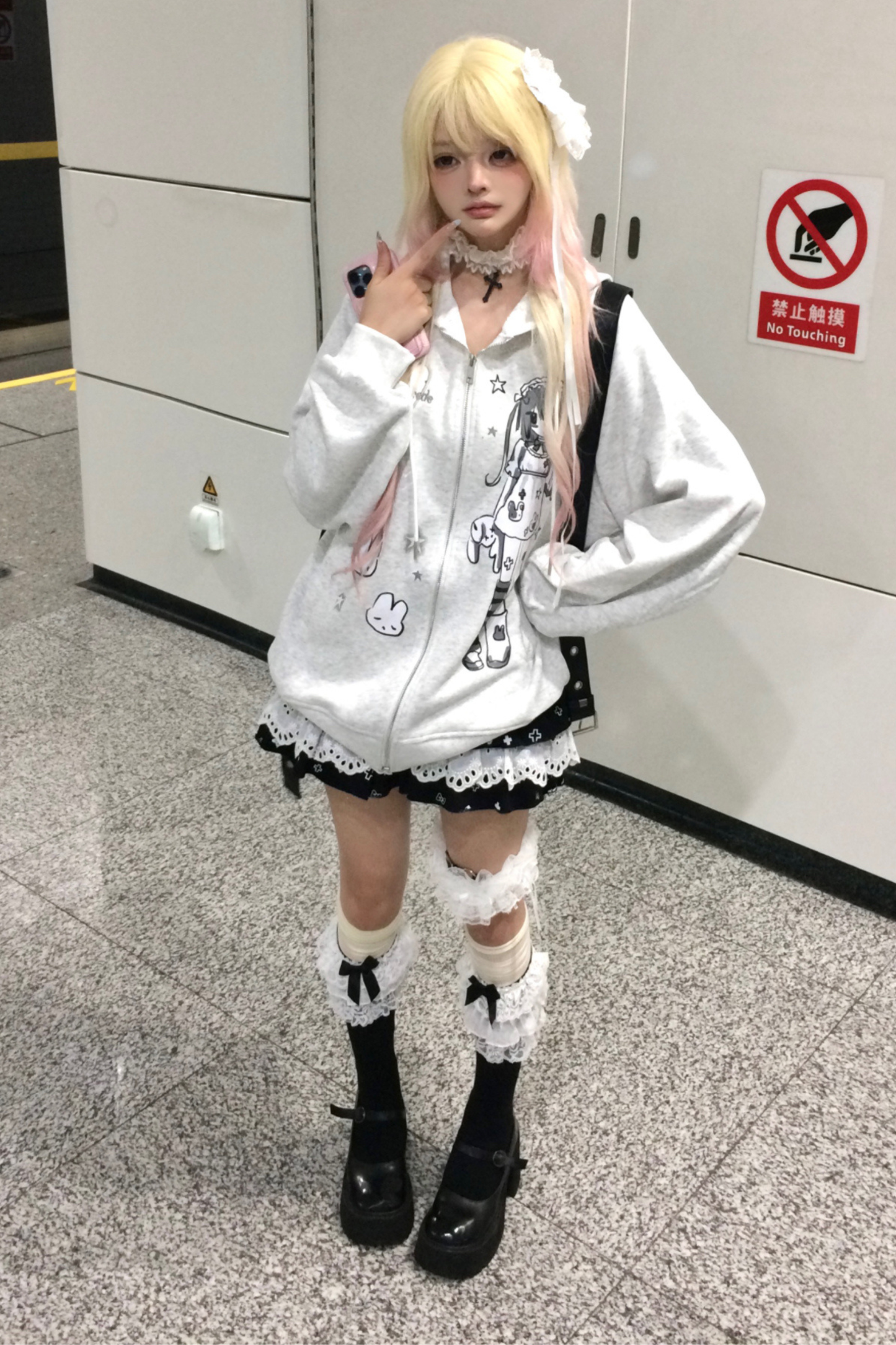 アニメプリントフードルーズパーカー