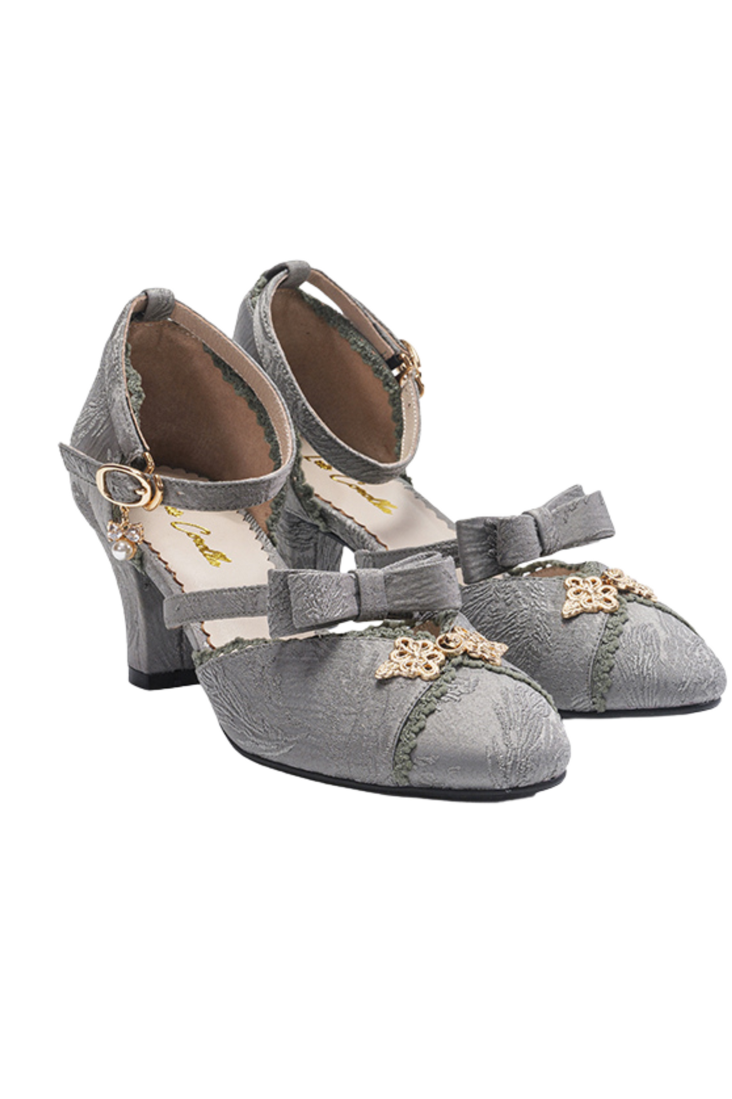Round Chinese-Style Wedding Shoes