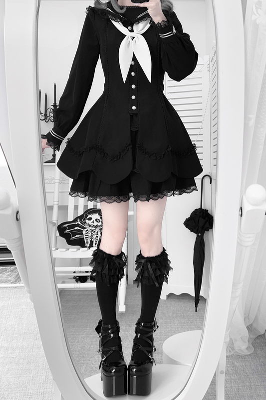 レースセーラーカラートップス+スカート